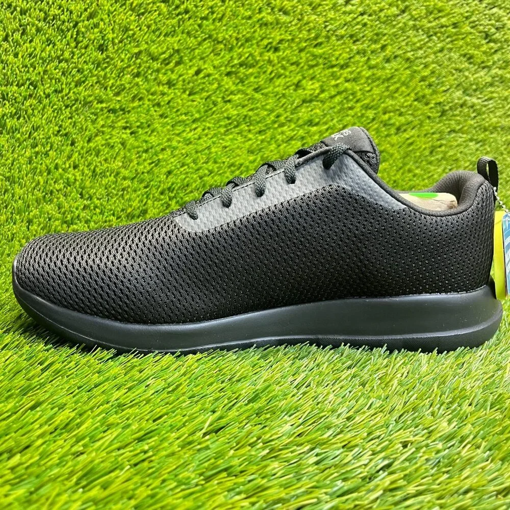Skechers Go Walk Max Effort Mens Size 12EEE Black Running Walking Shoes Sneakers